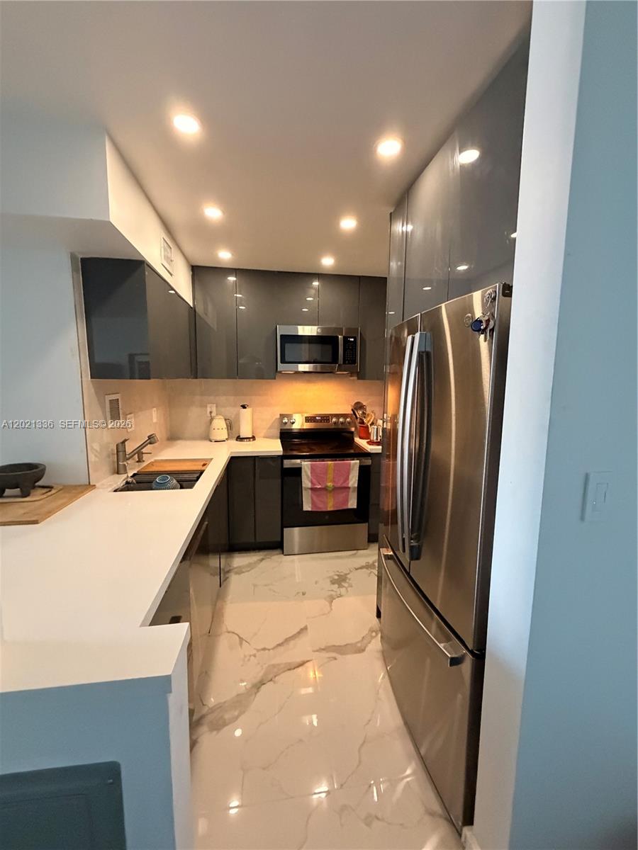 1200 West Ave #1431, Miami Beach FL 33139