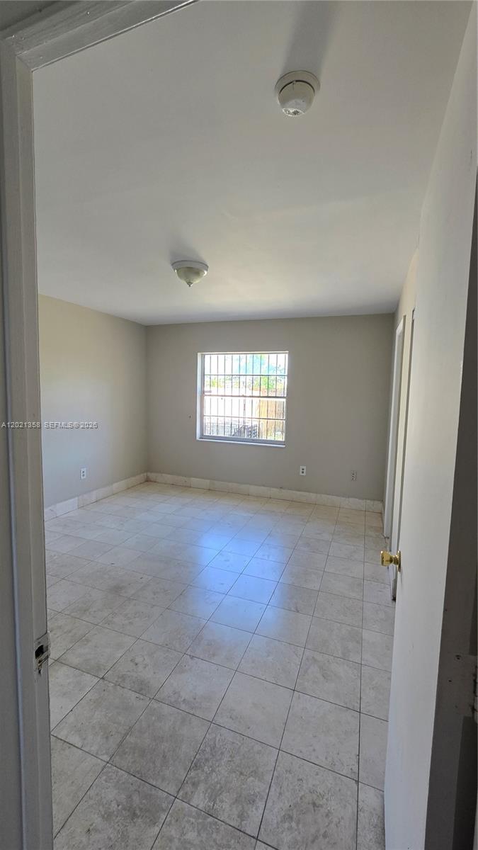 2705 NW 204th Ln, Miami Gardens FL 33056