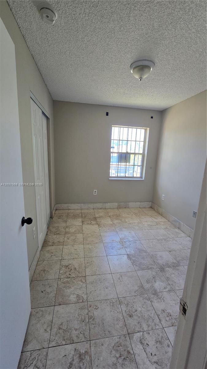 2705 NW 204th Ln, Miami Gardens FL 33056