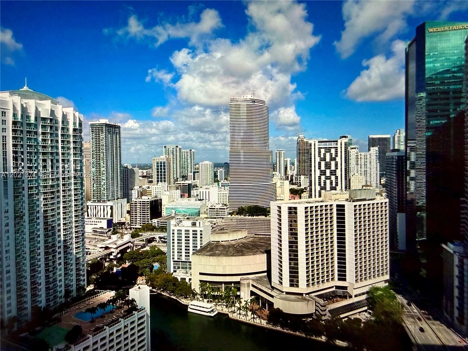 500 Brickell Ave #3503, Miami FL 33131