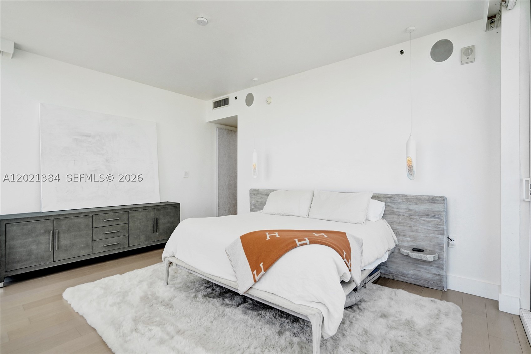 400 Alton Rd #PH11, Miami Beach FL 33139