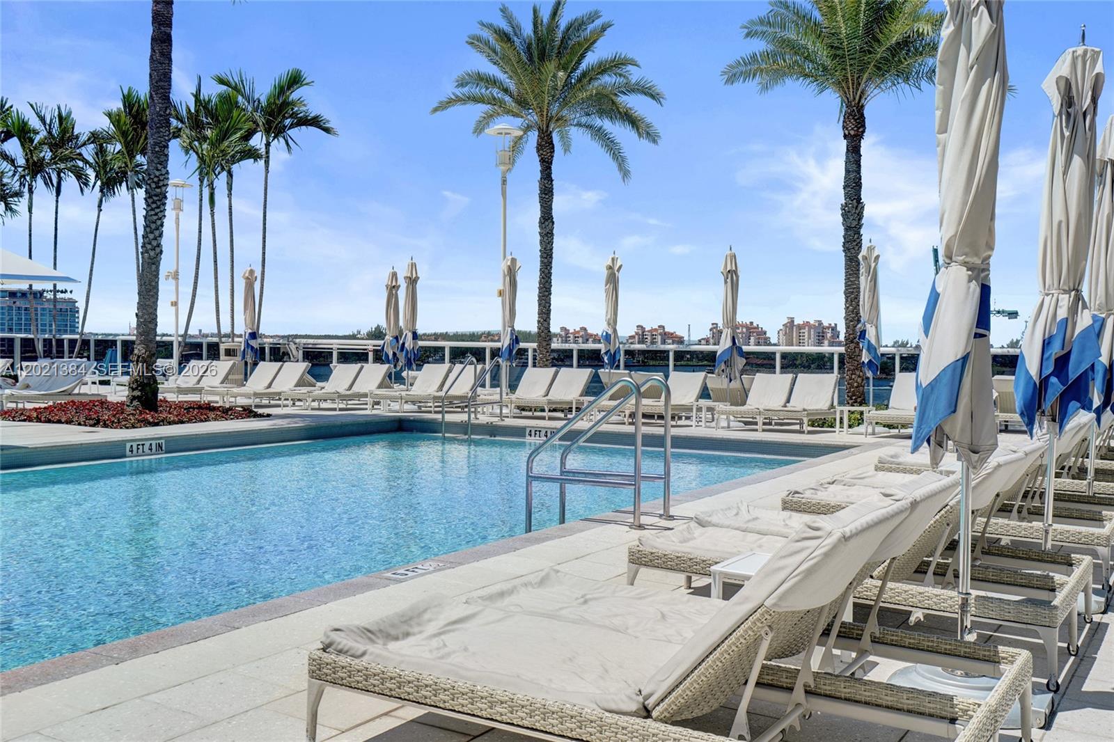 400 Alton Rd #PH11, Miami Beach FL 33139