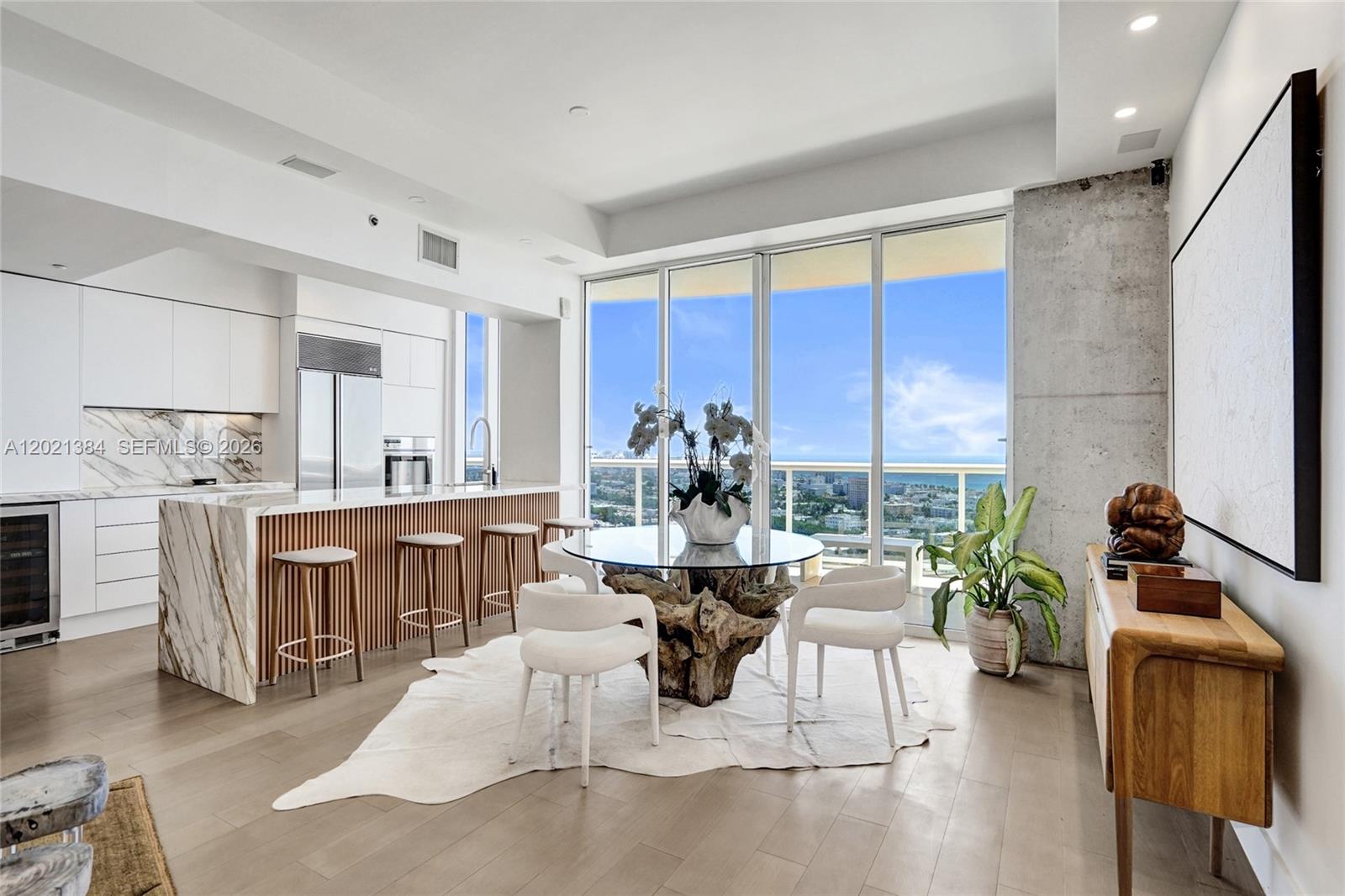 400 Alton Rd #PH11, Miami Beach FL 33139