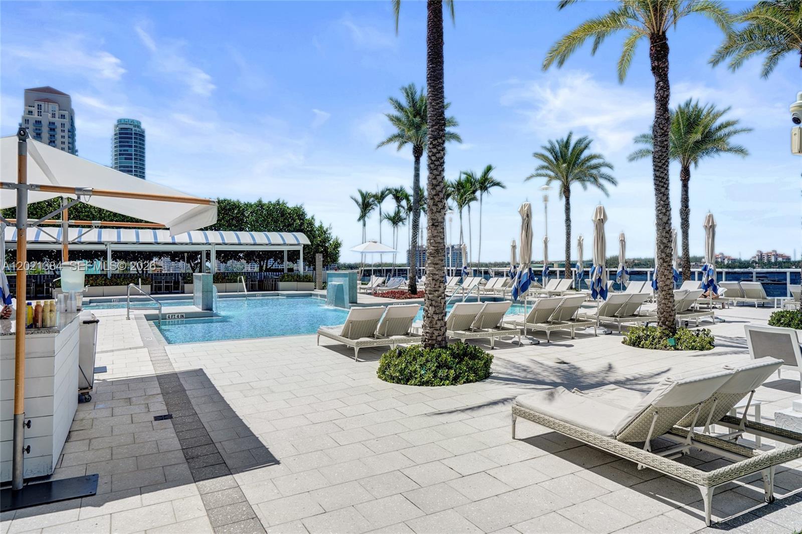400 Alton Rd #PH11, Miami Beach FL 33139