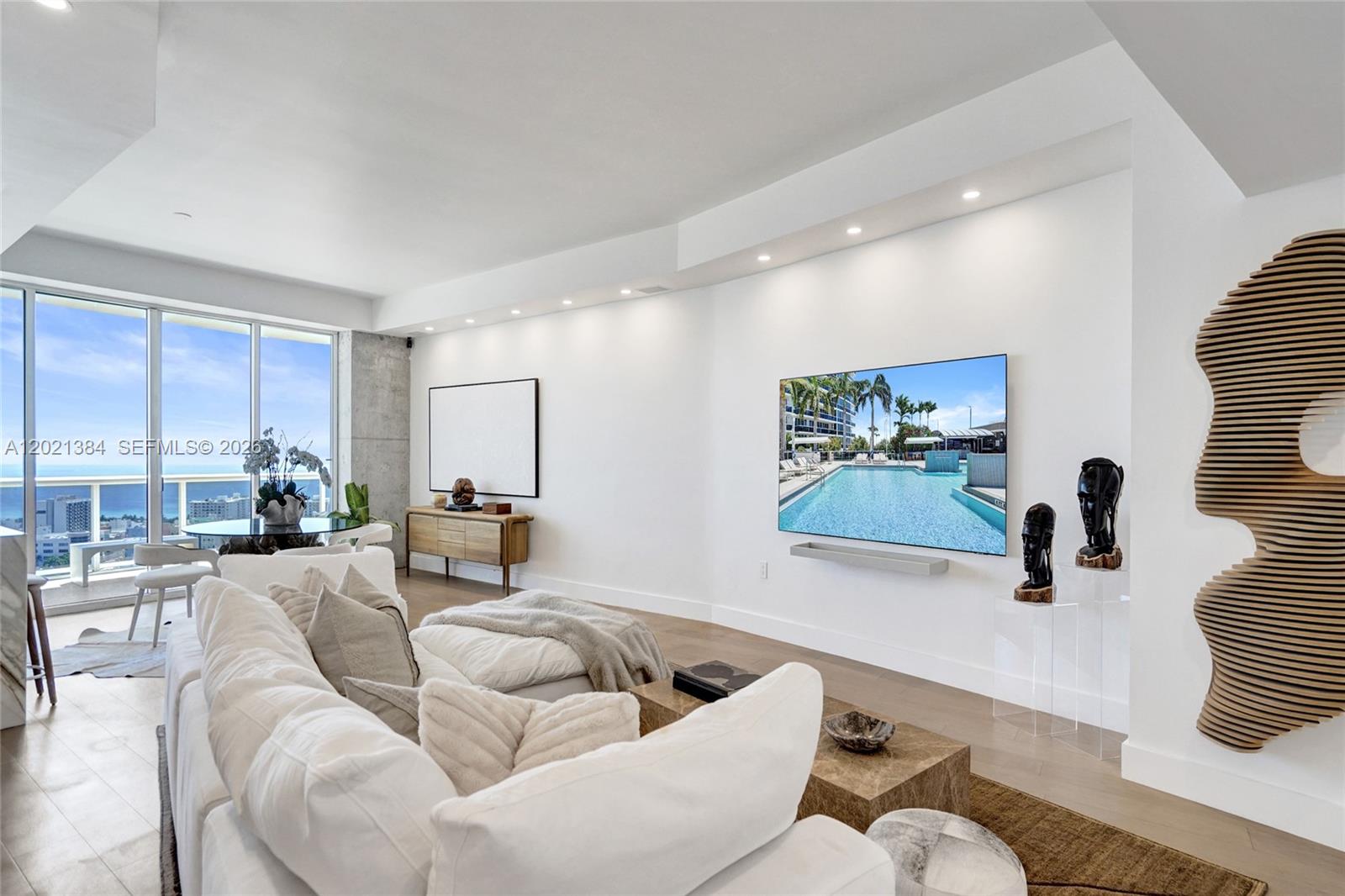 400 Alton Rd #PH11, Miami Beach FL 33139