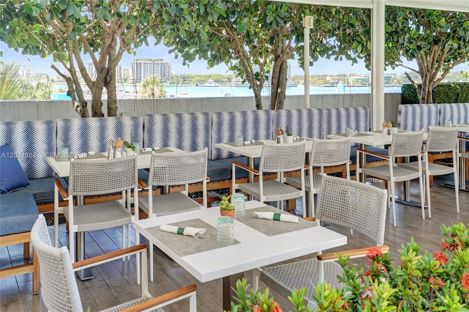 400 Alton Rd #PH11, Miami Beach FL 33139