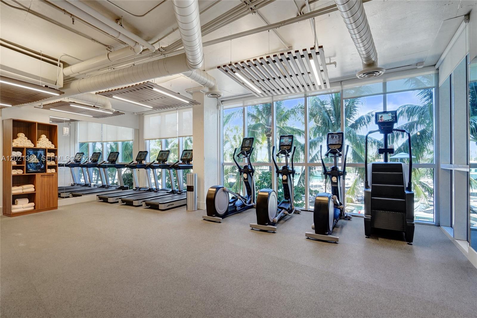 400 Alton Rd #PH11, Miami Beach FL 33139