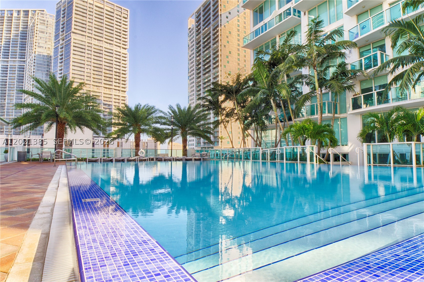 31 SE 5th St #1208, Miami FL 33131