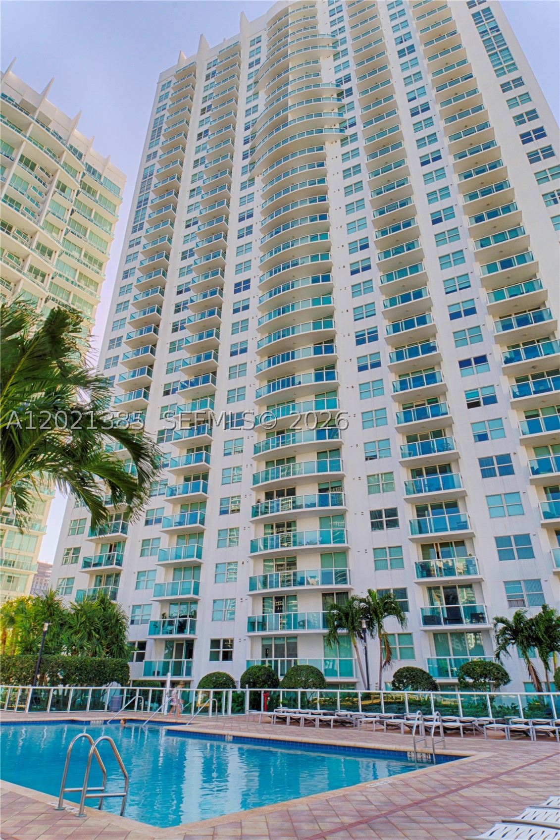 31 SE 5th St #1208, Miami FL 33131