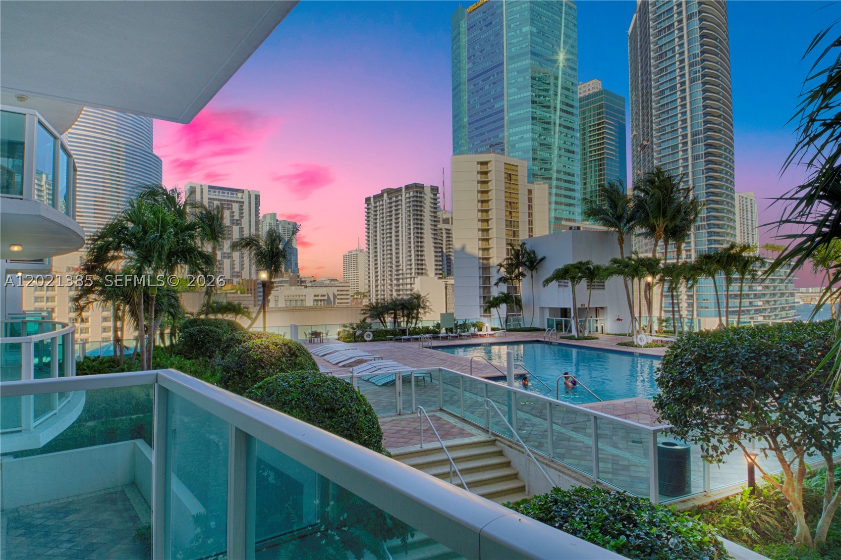 31 SE 5th St #1208, Miami FL 33131