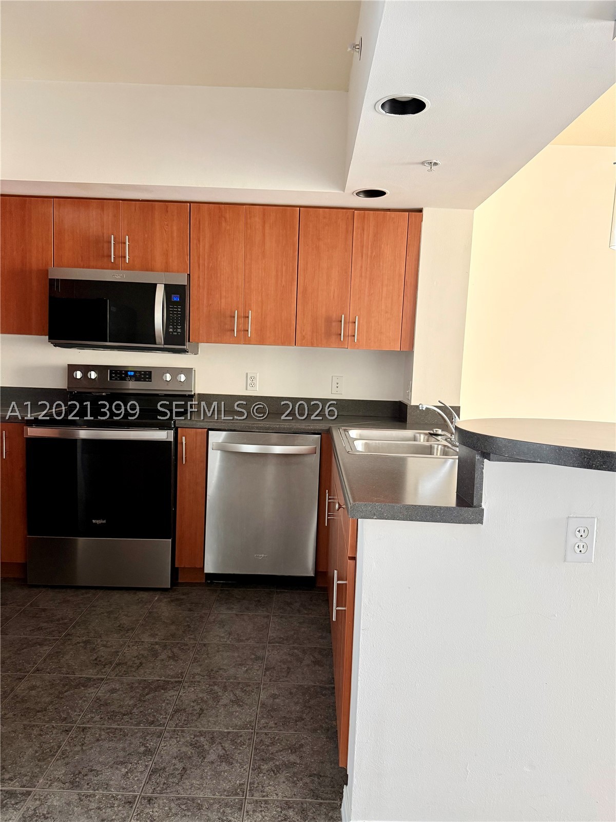 110 N Federal Hwy #911, Fort Lauderdale FL 33301