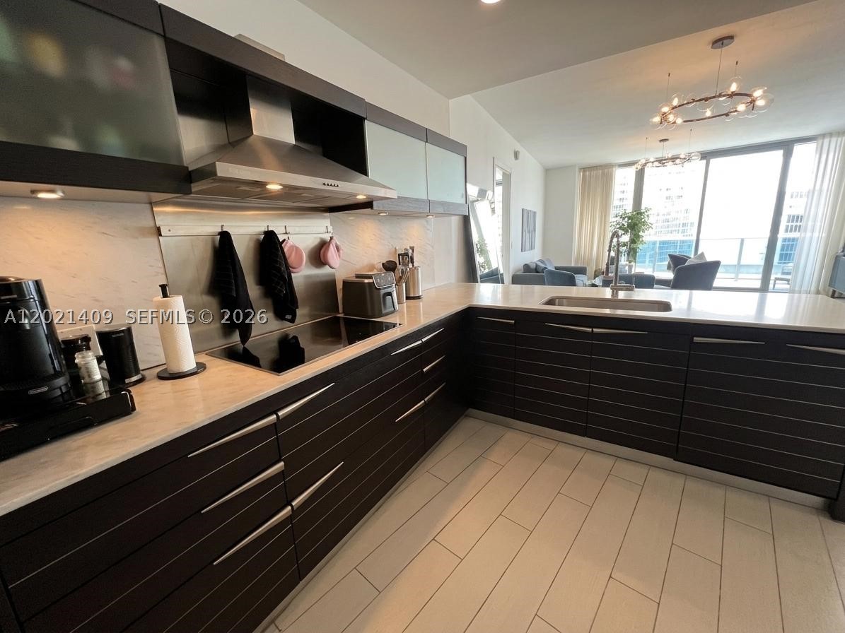 200 Biscayne Boulevard Way #5004, Miami FL 33131