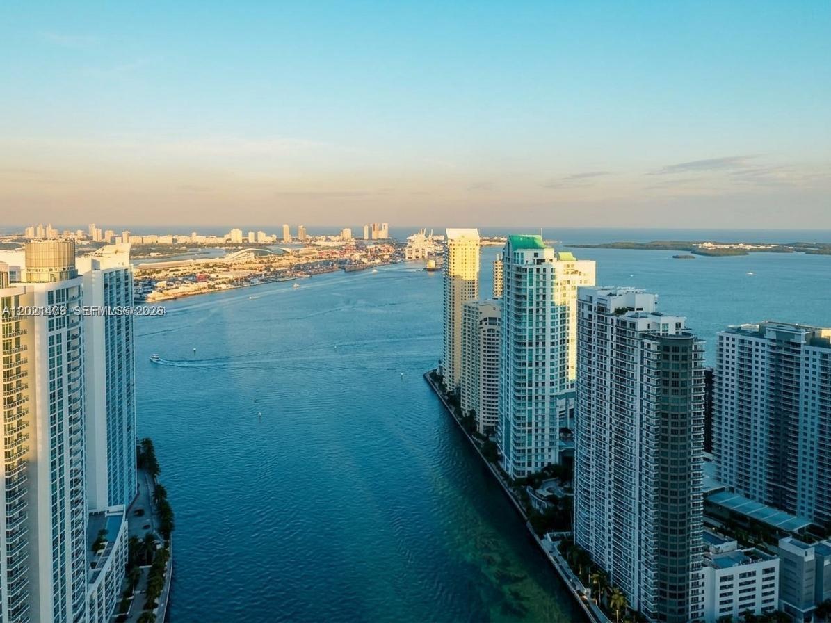 200 Biscayne Boulevard Way #5004, Miami FL 33131
