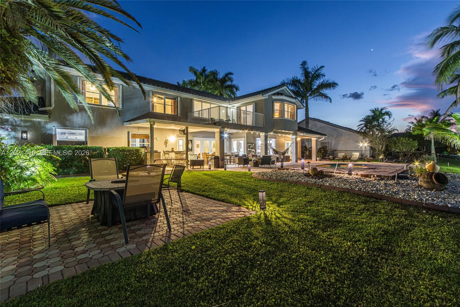 19361 NW 8th St, Pembroke Pines FL 33029