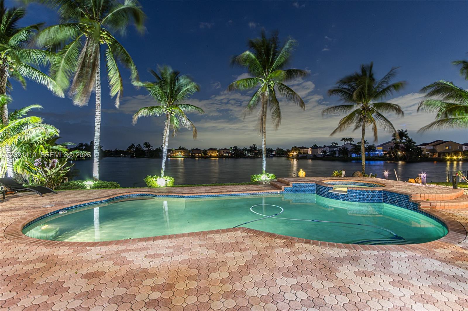 19361 NW 8th St, Pembroke Pines FL 33029