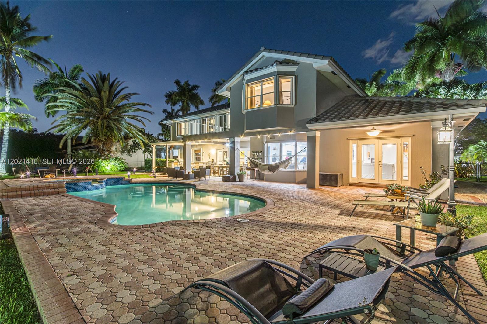 19361 NW 8th St, Pembroke Pines FL 33029