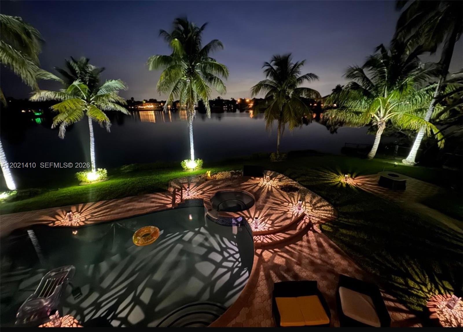 19361 NW 8th St, Pembroke Pines FL 33029