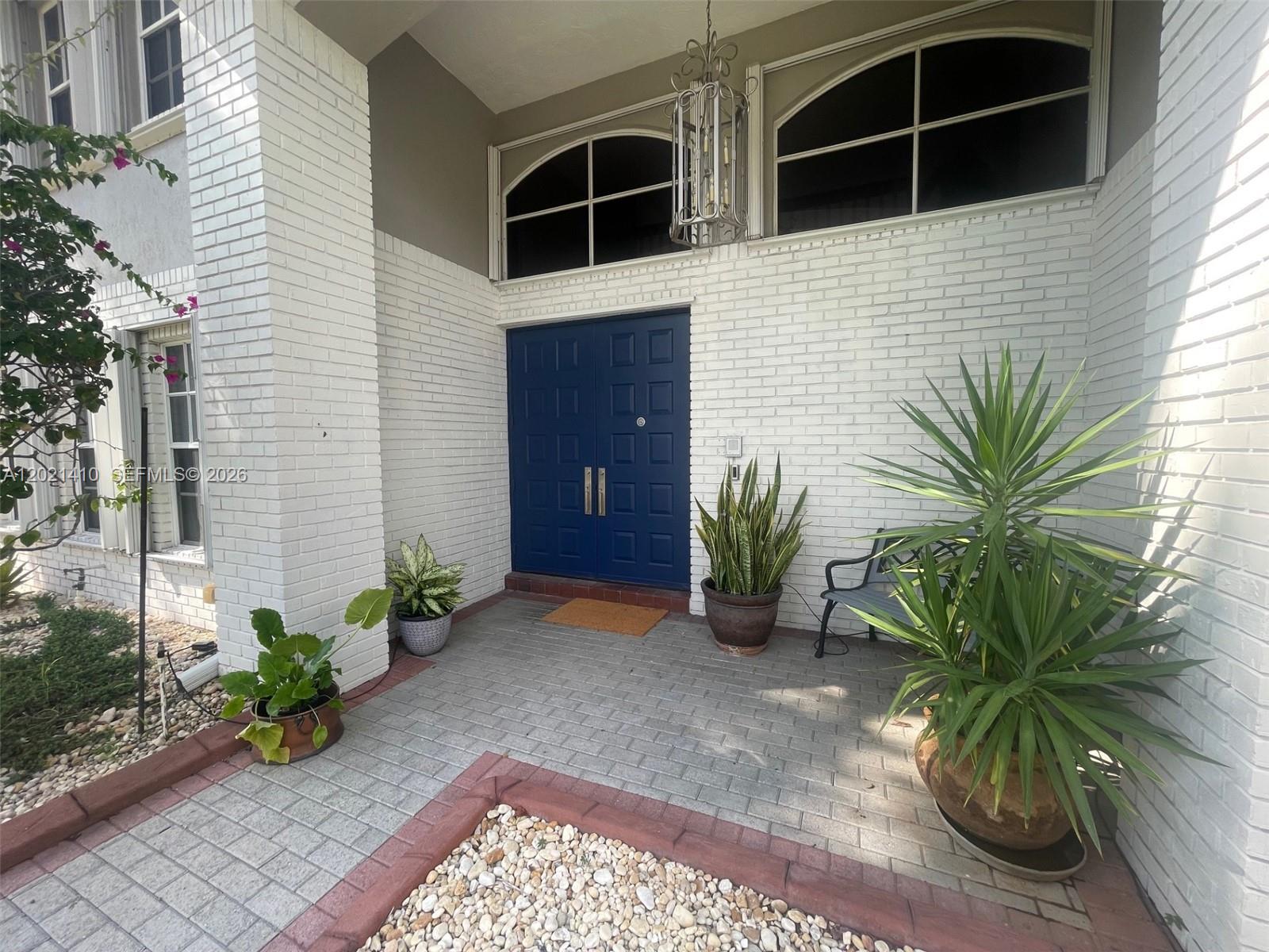 19361 NW 8th St, Pembroke Pines FL 33029