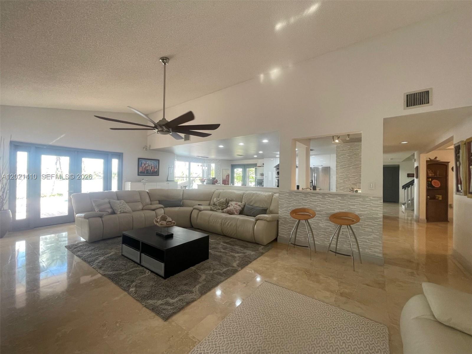 19361 NW 8th St, Pembroke Pines FL 33029