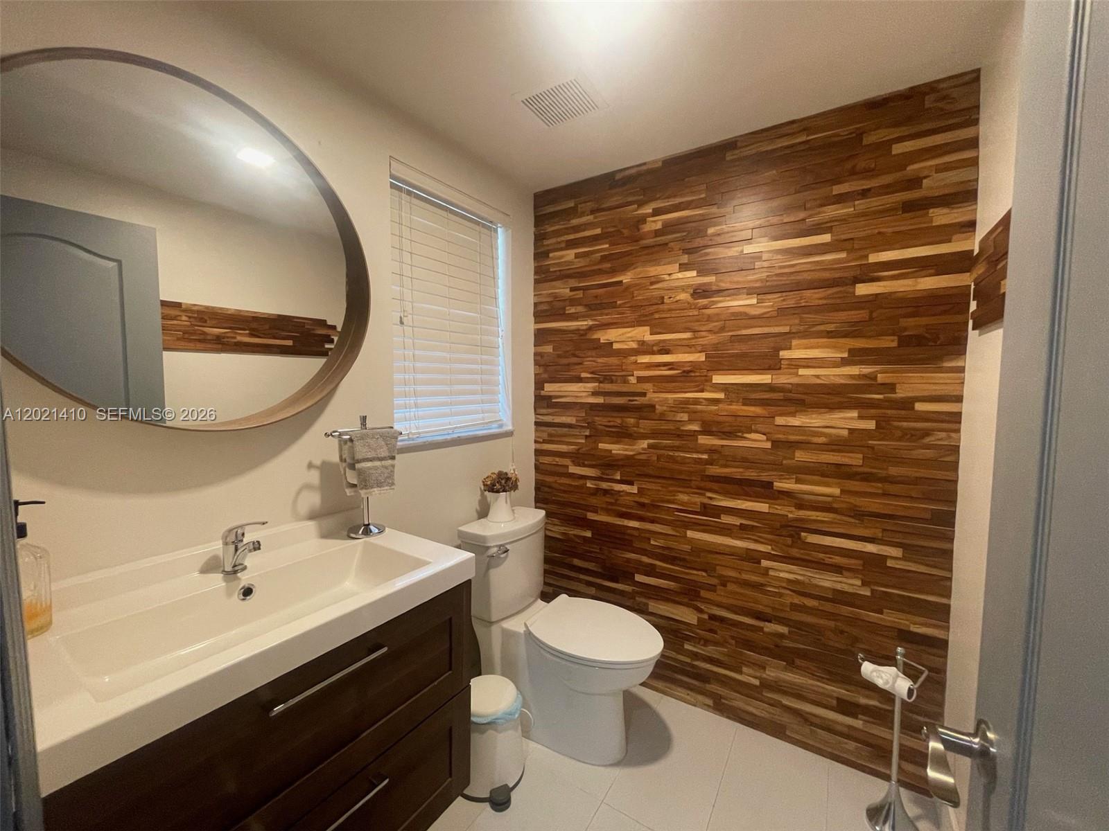 19361 NW 8th St, Pembroke Pines FL 33029
