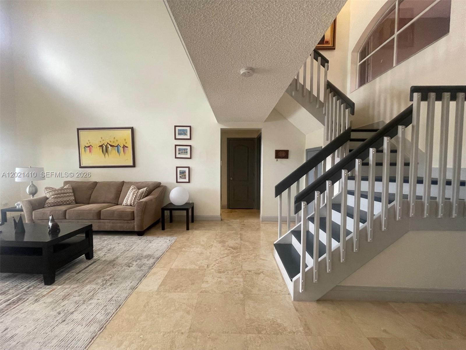 19361 NW 8th St, Pembroke Pines FL 33029