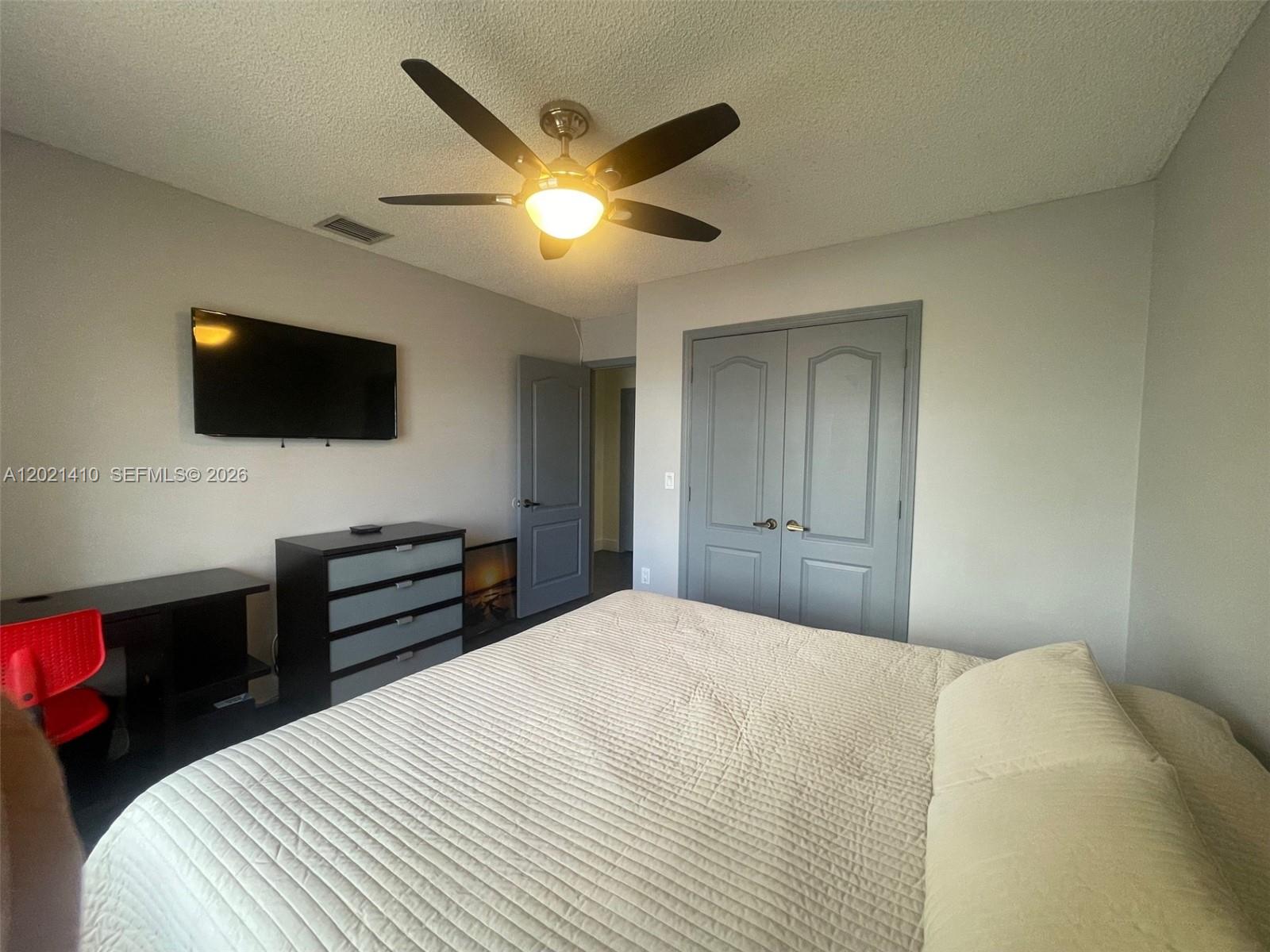 19361 NW 8th St, Pembroke Pines FL 33029