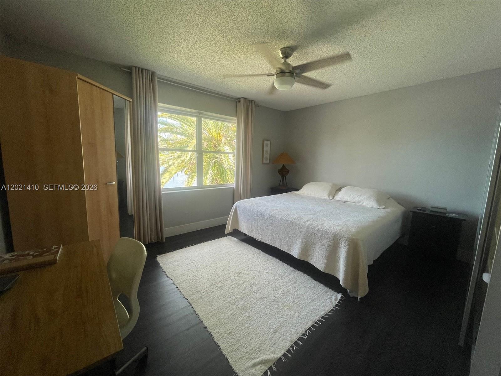 19361 NW 8th St, Pembroke Pines FL 33029