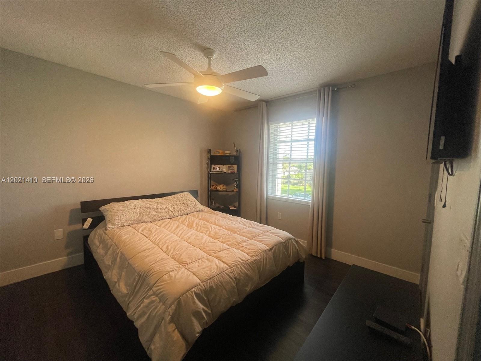 19361 NW 8th St, Pembroke Pines FL 33029