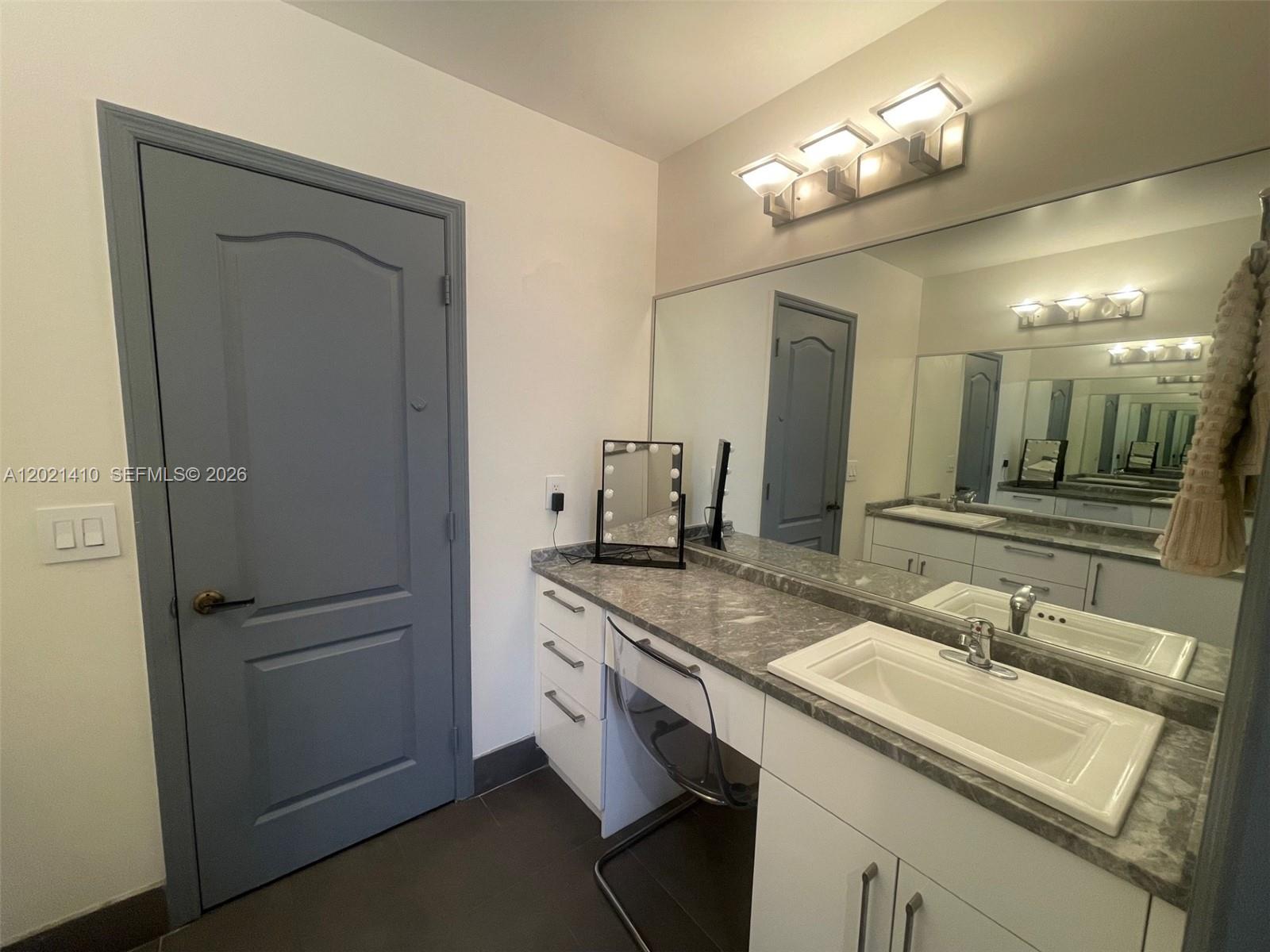 19361 NW 8th St, Pembroke Pines FL 33029