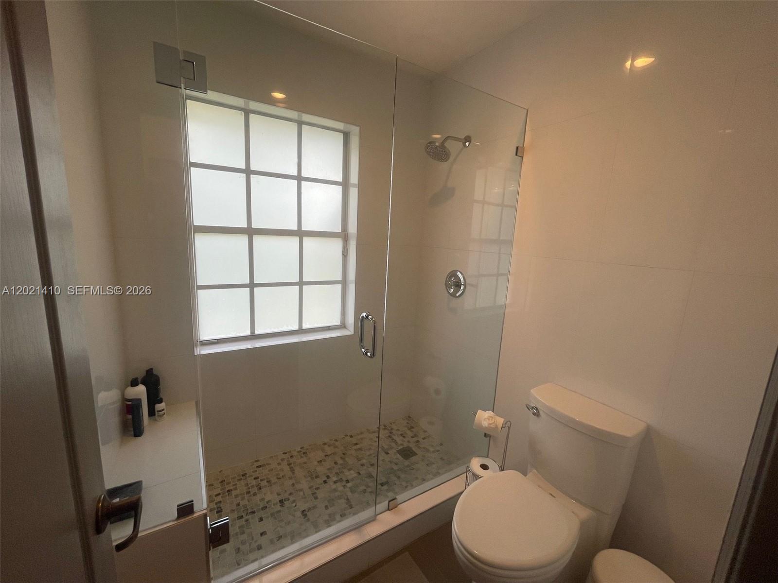 19361 NW 8th St, Pembroke Pines FL 33029