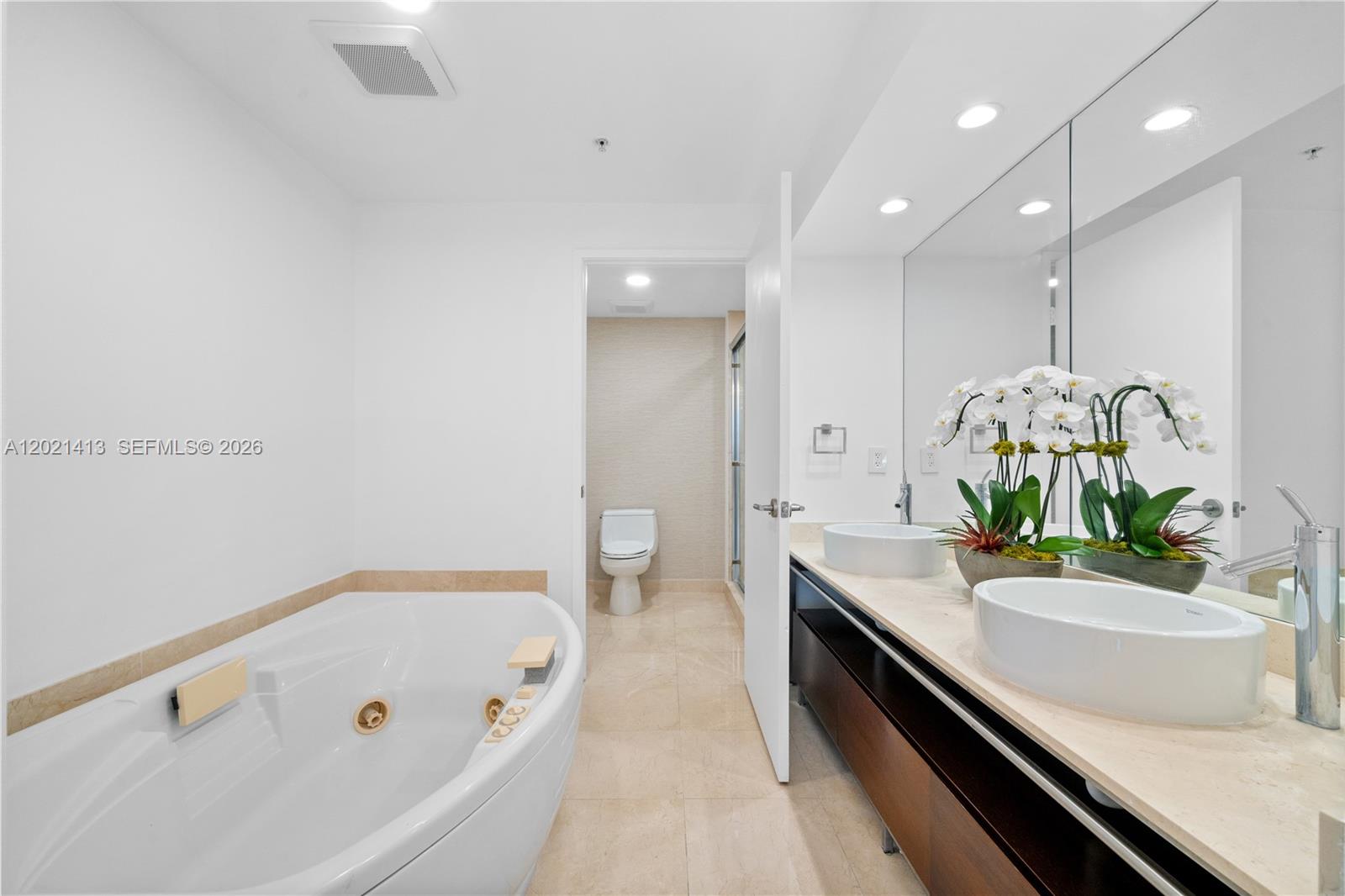 16275 Collins Ave #1703, Sunny Isles Beach FL 33160