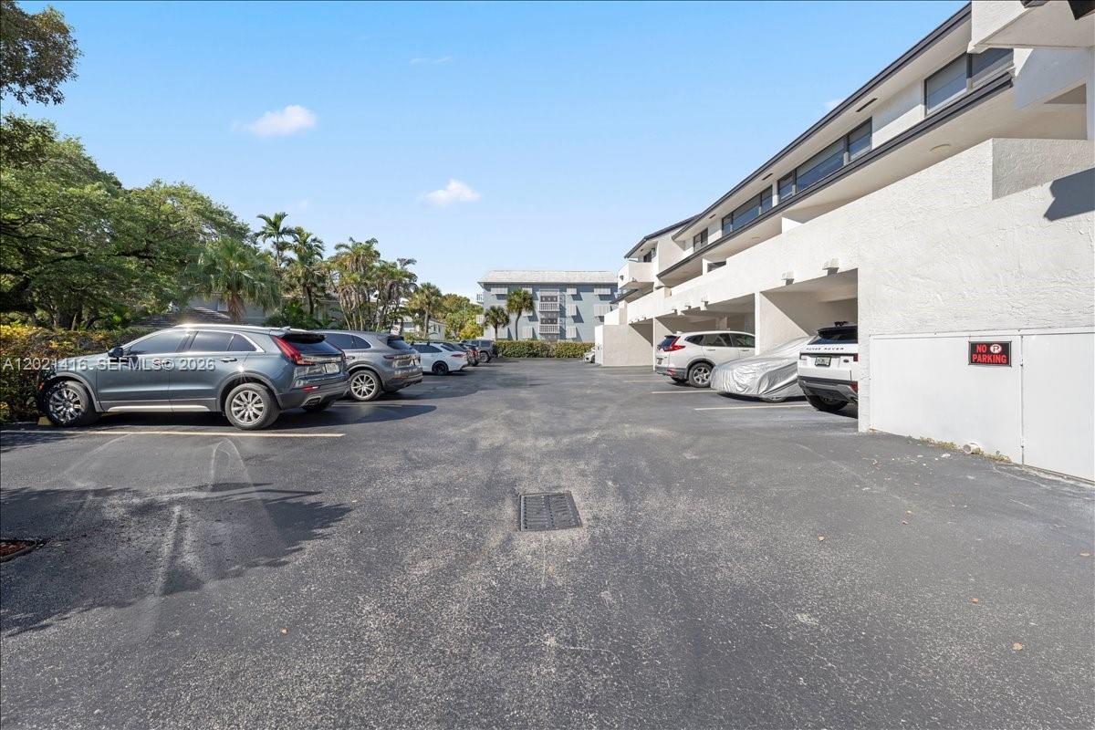 5750 Turin St #207, Coral Gables FL 33146