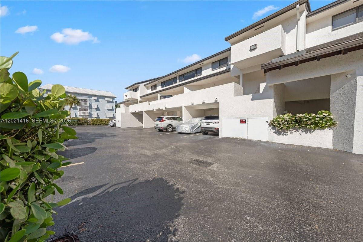 5750 Turin St #207, Coral Gables FL 33146