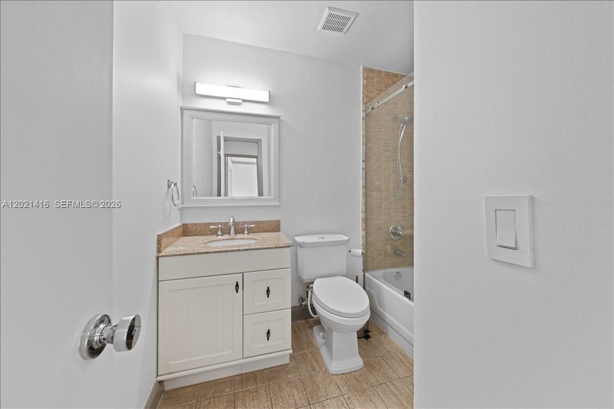 5750 Turin St #207, Coral Gables FL 33146