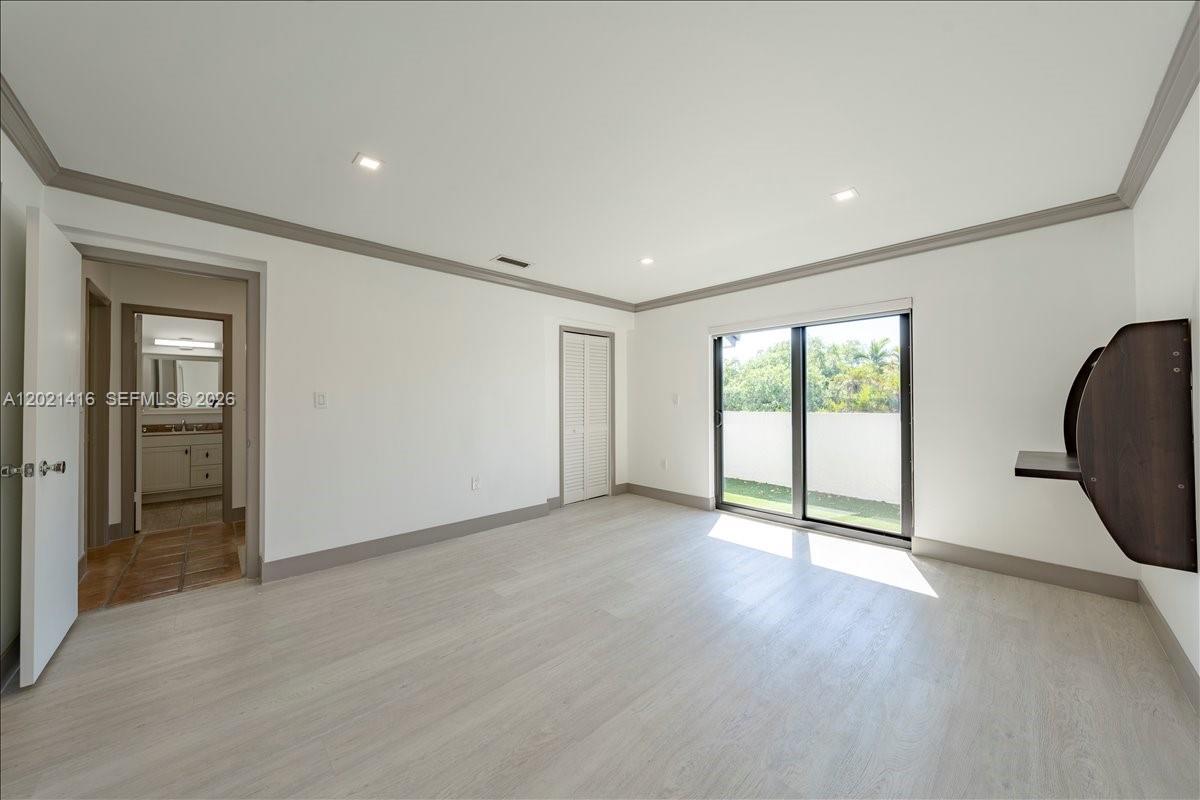 5750 Turin St #207, Coral Gables FL 33146