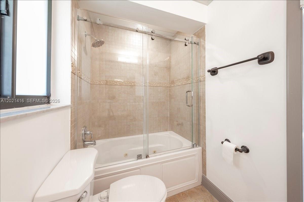 5750 Turin St #207, Coral Gables FL 33146