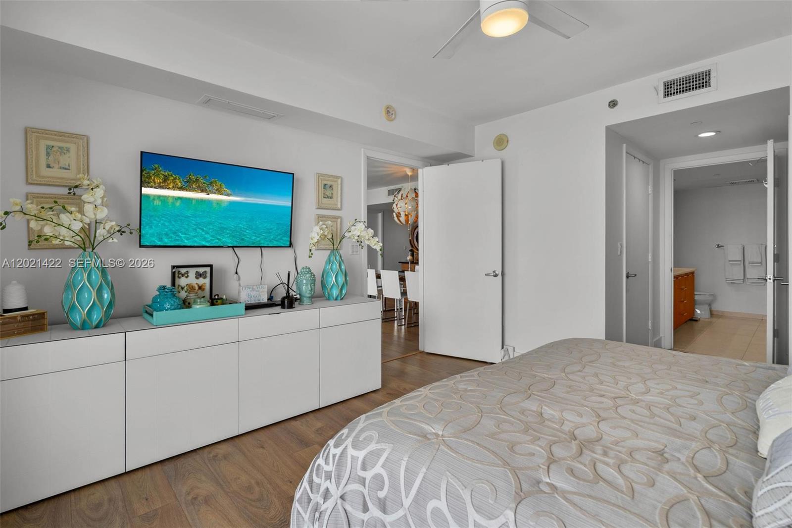 50 Biscayne Blvd #3510, Miami FL 33132