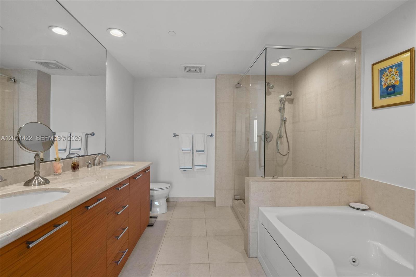 50 Biscayne Blvd #3510, Miami FL 33132
