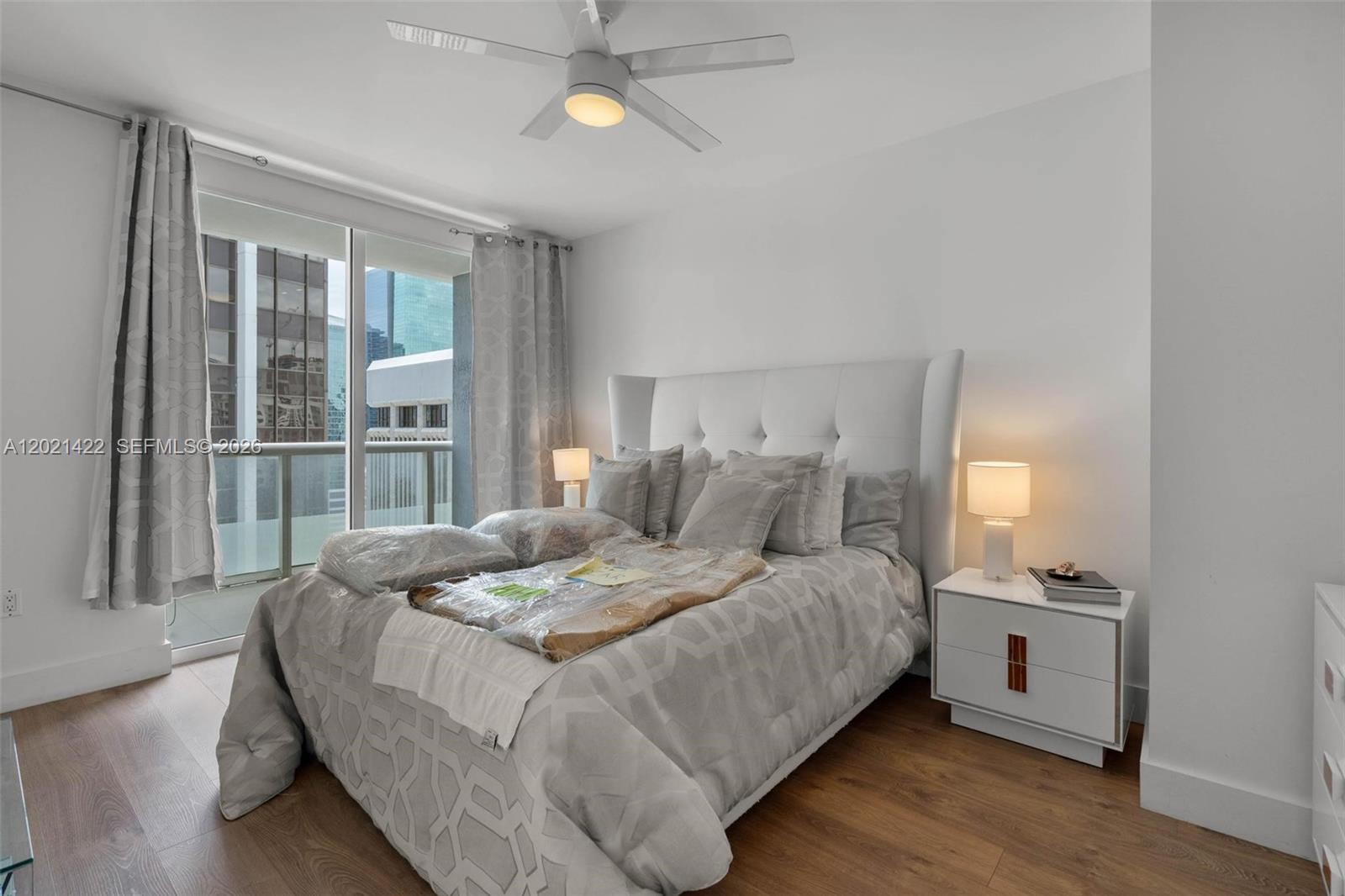 50 Biscayne Blvd #3510, Miami FL 33132