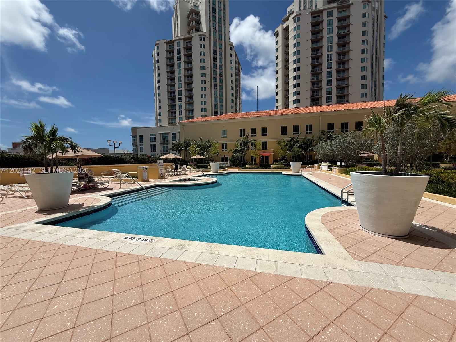 7350 SW 89th St #1602S, Miami FL 33156