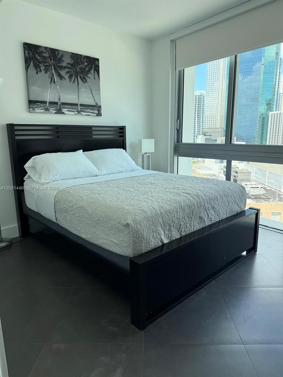 350 S Miami Ave #1902, Miami FL 33130