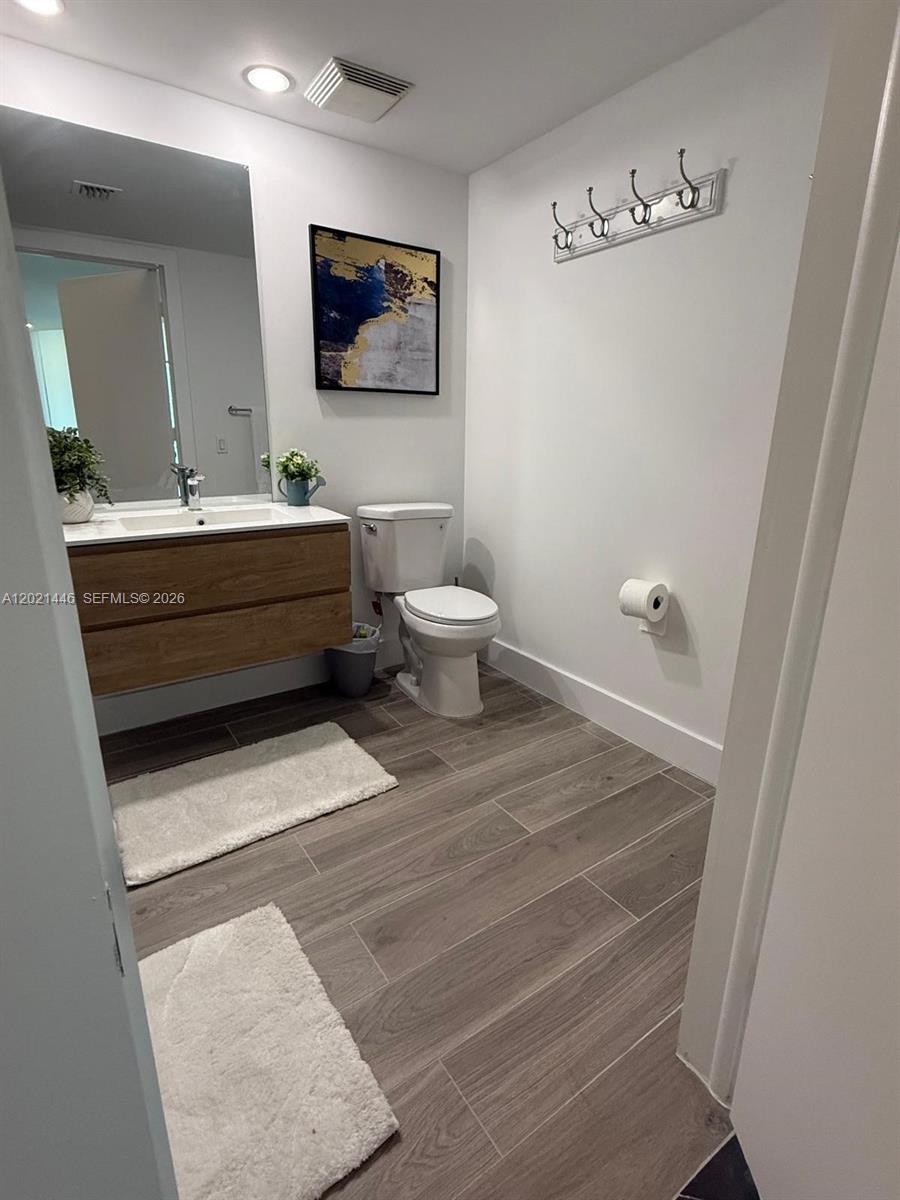 350 S Miami Ave #1902, Miami FL 33130
