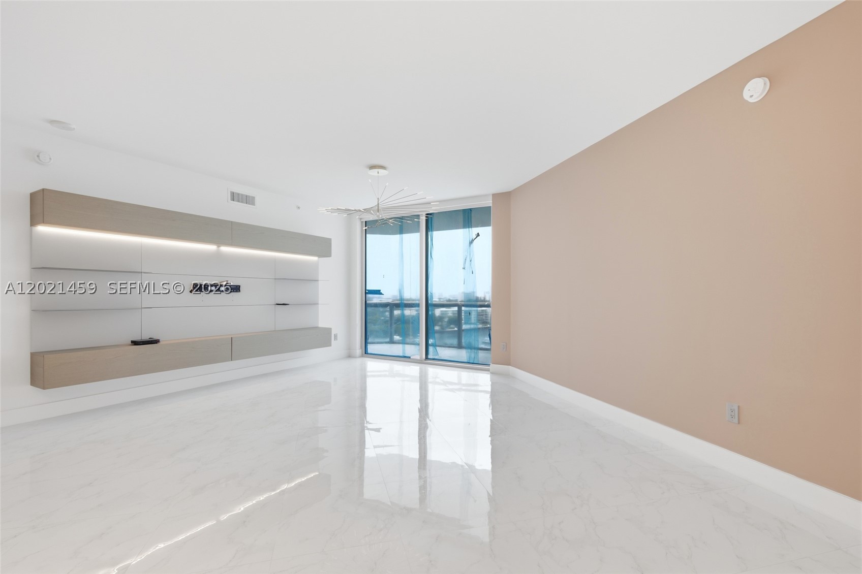 17301 Biscayne Blvd #1008, North Miami Beach FL 33160