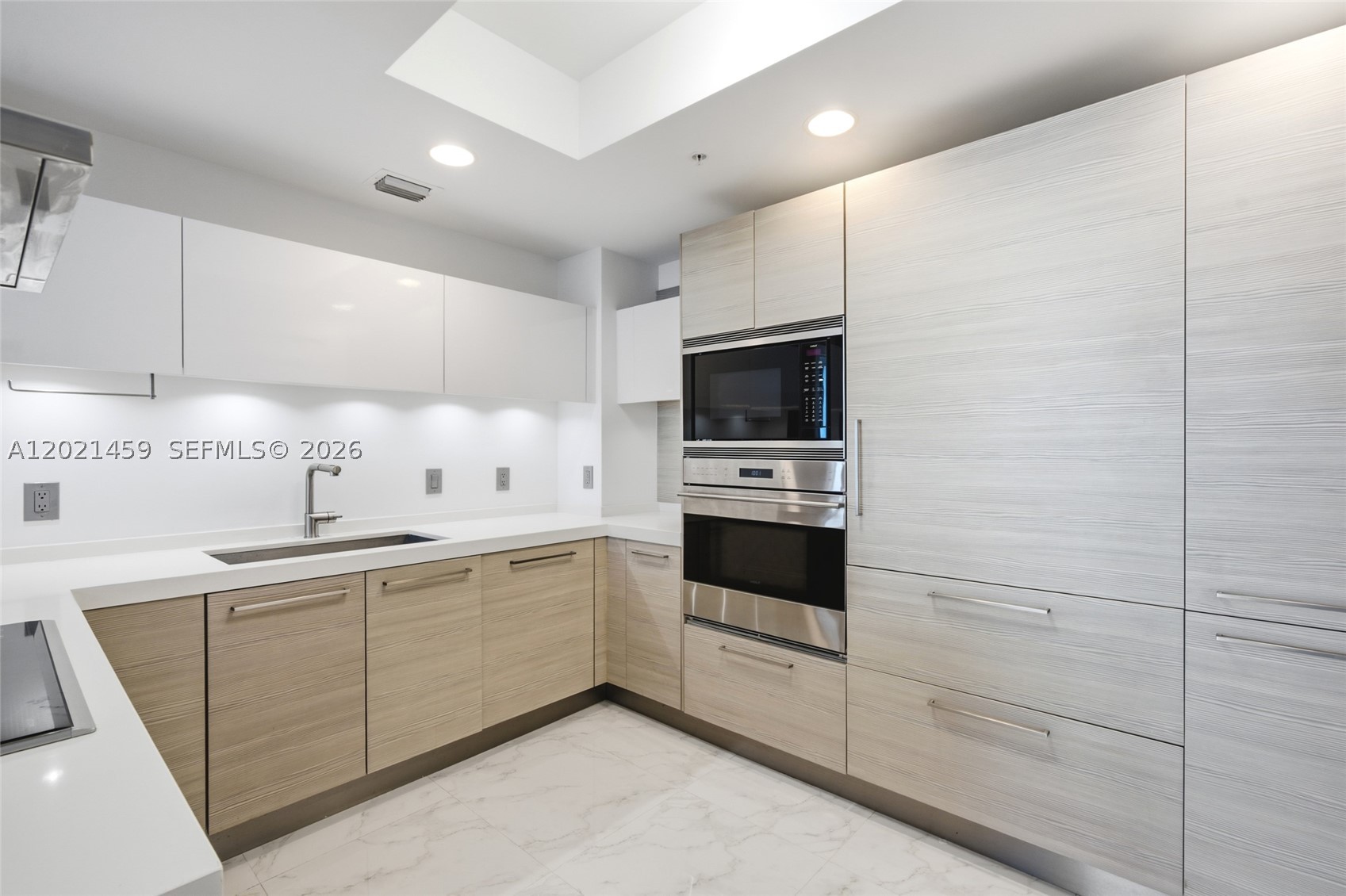 17301 Biscayne Blvd #1008, North Miami Beach FL 33160