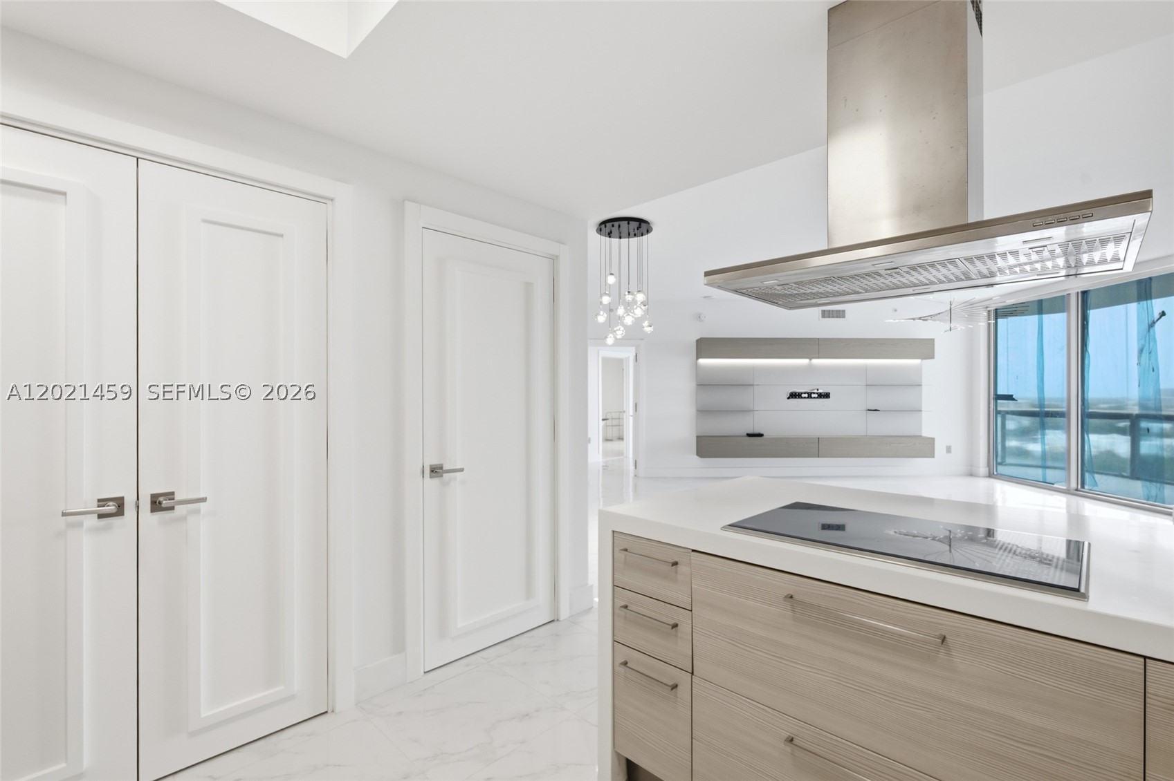 17301 Biscayne Blvd #1008, North Miami Beach FL 33160
