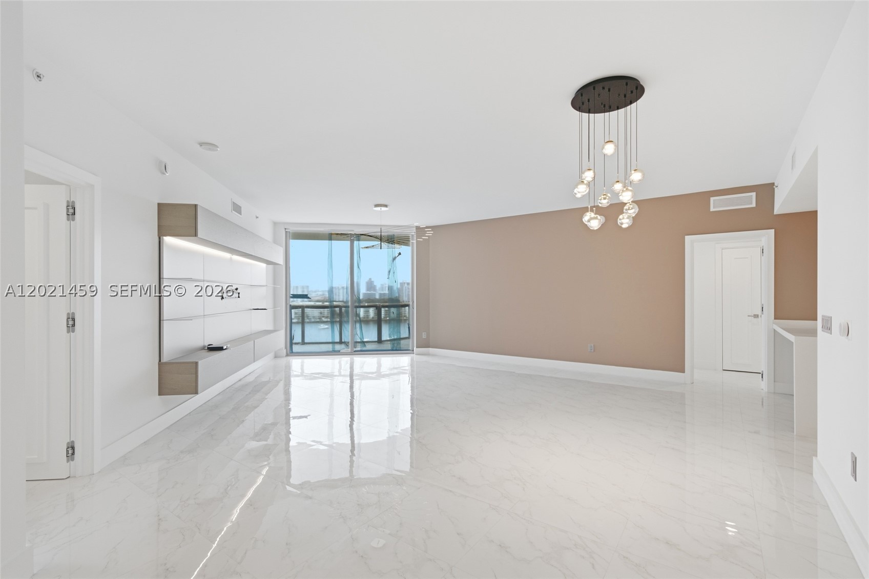 17301 Biscayne Blvd #1008, North Miami Beach FL 33160
