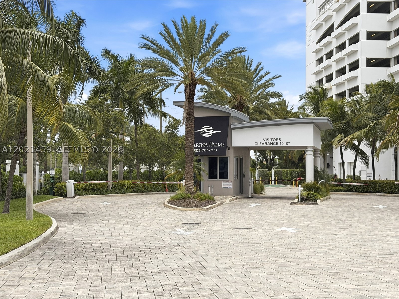 17301 Biscayne Blvd #1008, North Miami Beach FL 33160