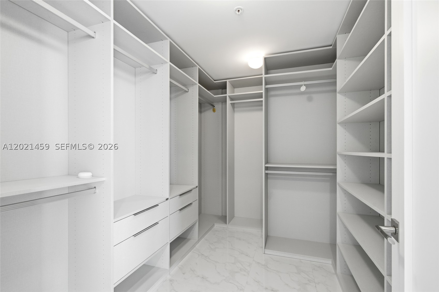 17301 Biscayne Blvd #1008, North Miami Beach FL 33160