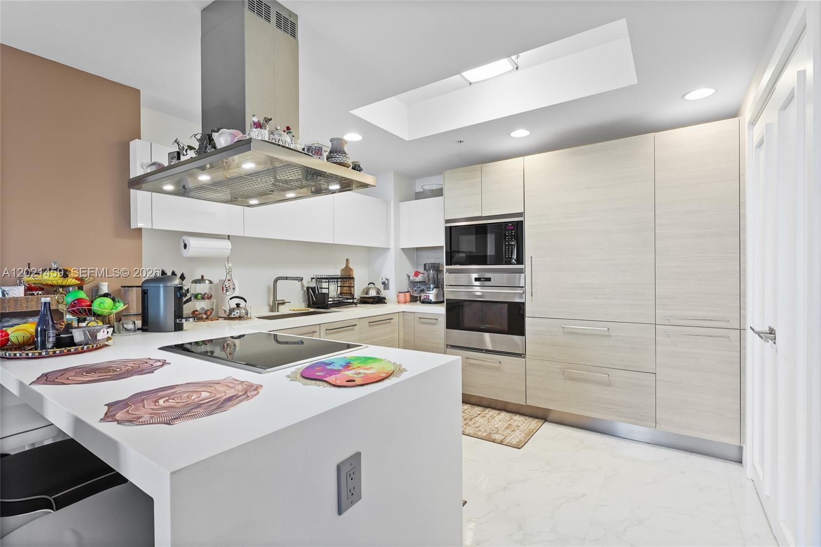 17301 Biscayne Blvd #1008, North Miami Beach FL 33160