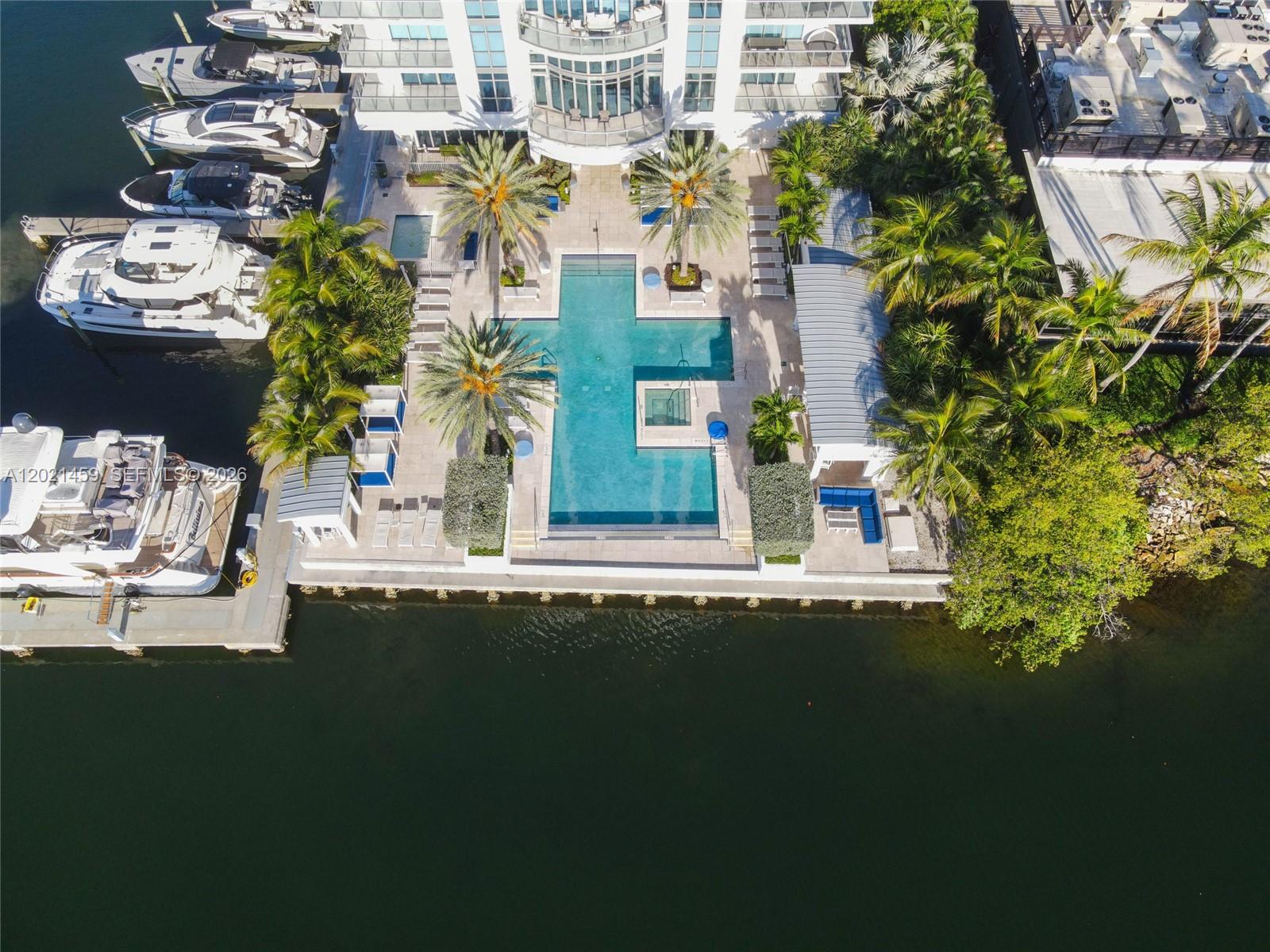 17301 Biscayne Blvd #1008, North Miami Beach FL 33160